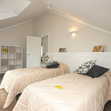 Real Italian Estate - Penthouse * Genua