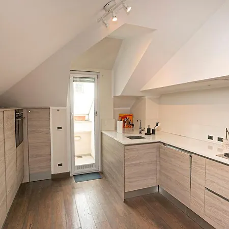 Lejlighed Real Italian Estate - Penthouse Genova