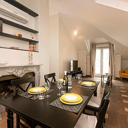 Real Italian Estate - Penthouse Gênes